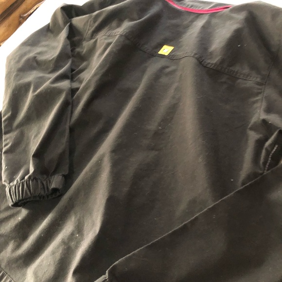 Scrubs/medical apparel - Picture 7 of 7